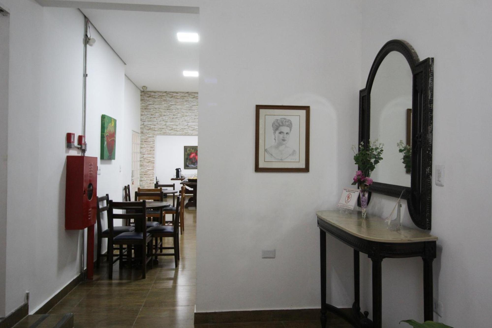 Pousada Agua Eterna - Proximo Ao Museu De Cera, Hot Beach E Thermas Dos Laranjais Olimpia Ngoại thất bức ảnh