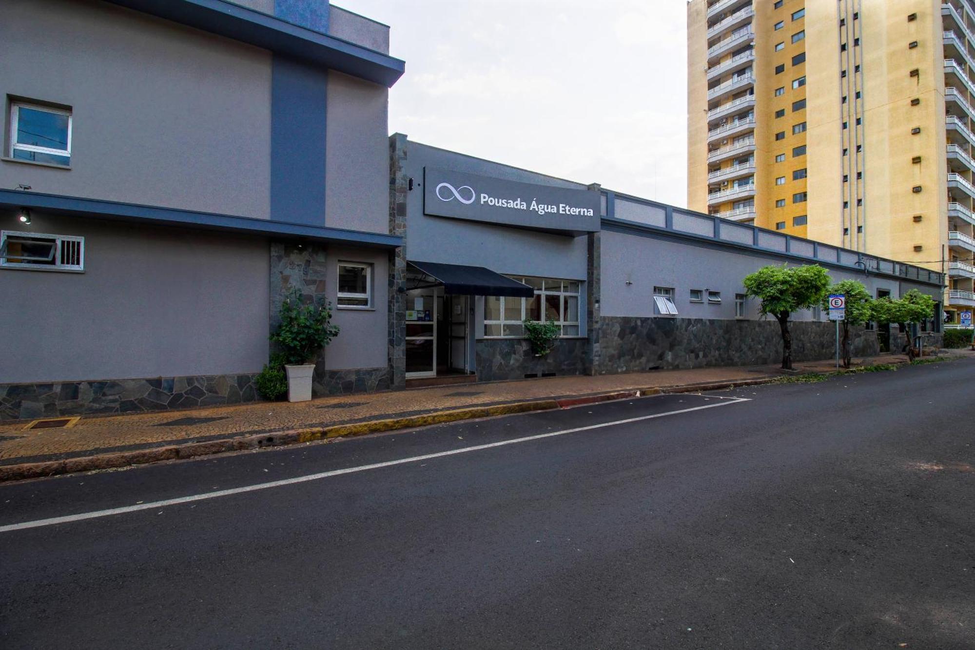 Pousada Agua Eterna - Proximo Ao Museu De Cera, Hot Beach E Thermas Dos Laranjais Olimpia Ngoại thất bức ảnh